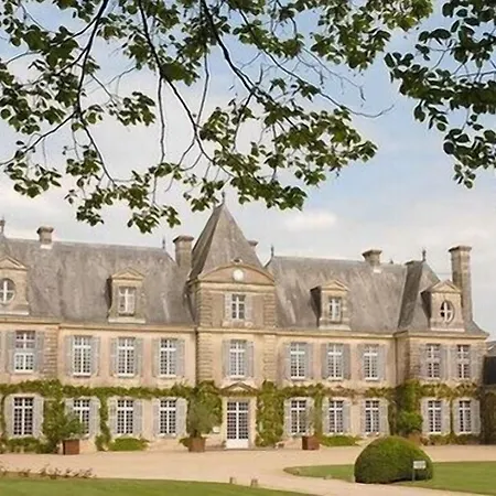 Hotel Chateau De Curzay-sur-Vonne