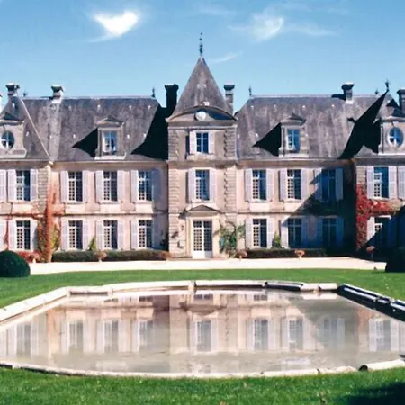 Hotel Chateau De Curzay-sur-Vonne